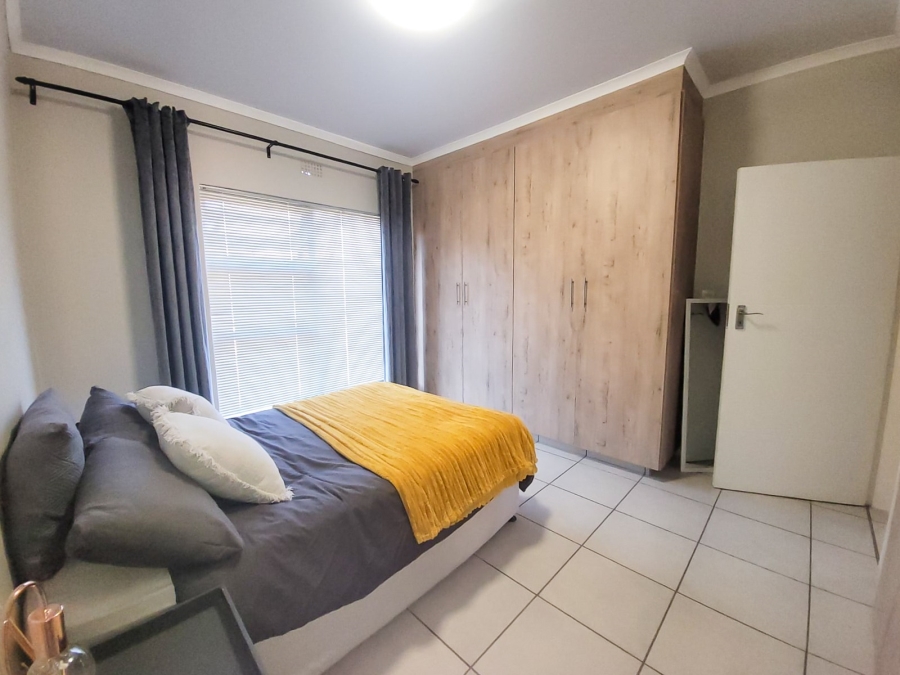 2 Bedroom Property for Sale in Van Der Hoff Park North West